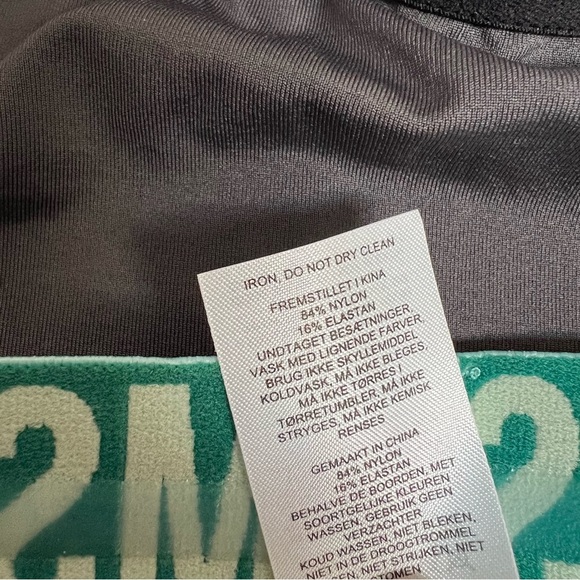 NWOT Gymshark Leggings Two Pairs Size Small​ - Picture 8 of 10